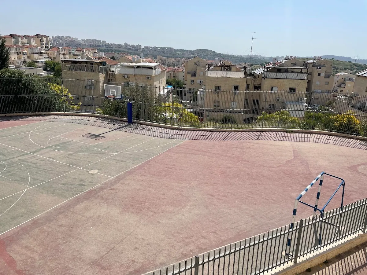 Sha'alei Torah Yeshiva high school — foto 8
