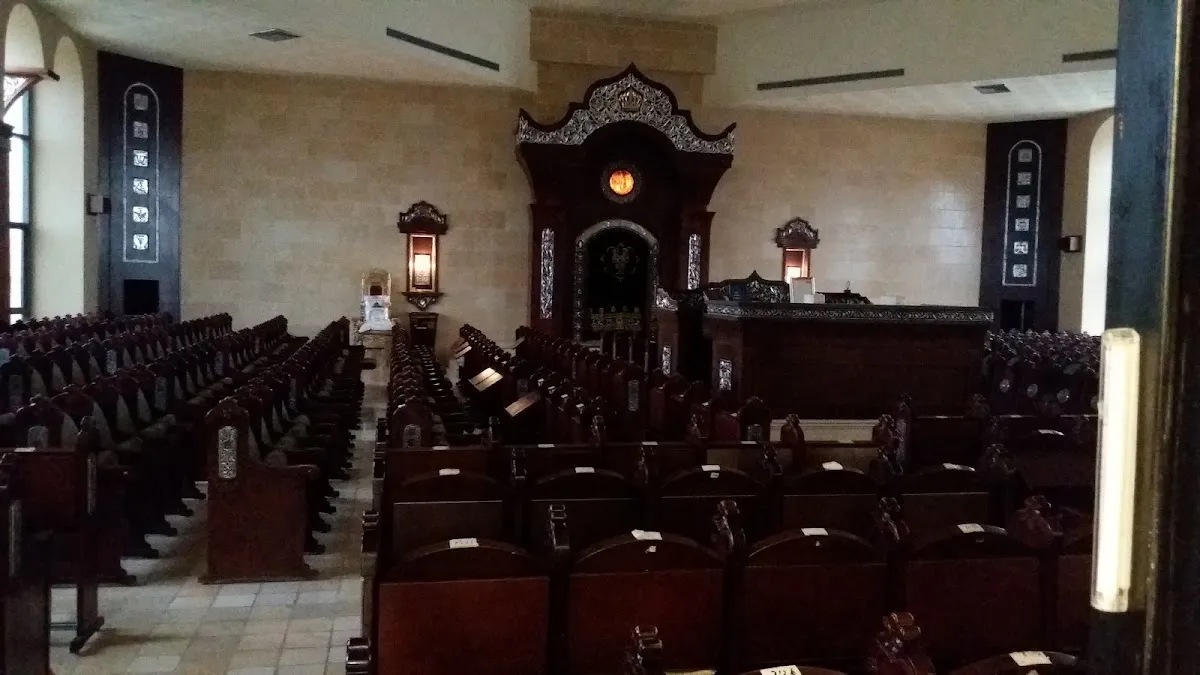 Shaarei HaRachamim Synagogue — foto 3