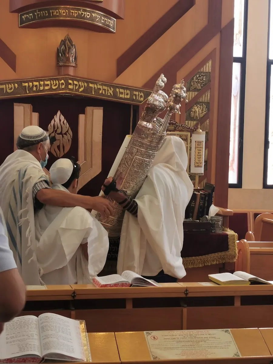 Shaarei Tiferet Shalom Synagogue — foto 2