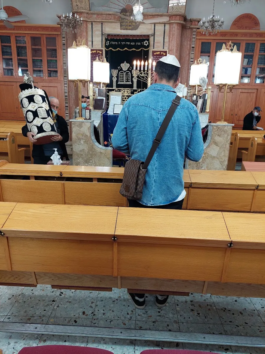 Shaarei Tzion Synagogue — foto 6