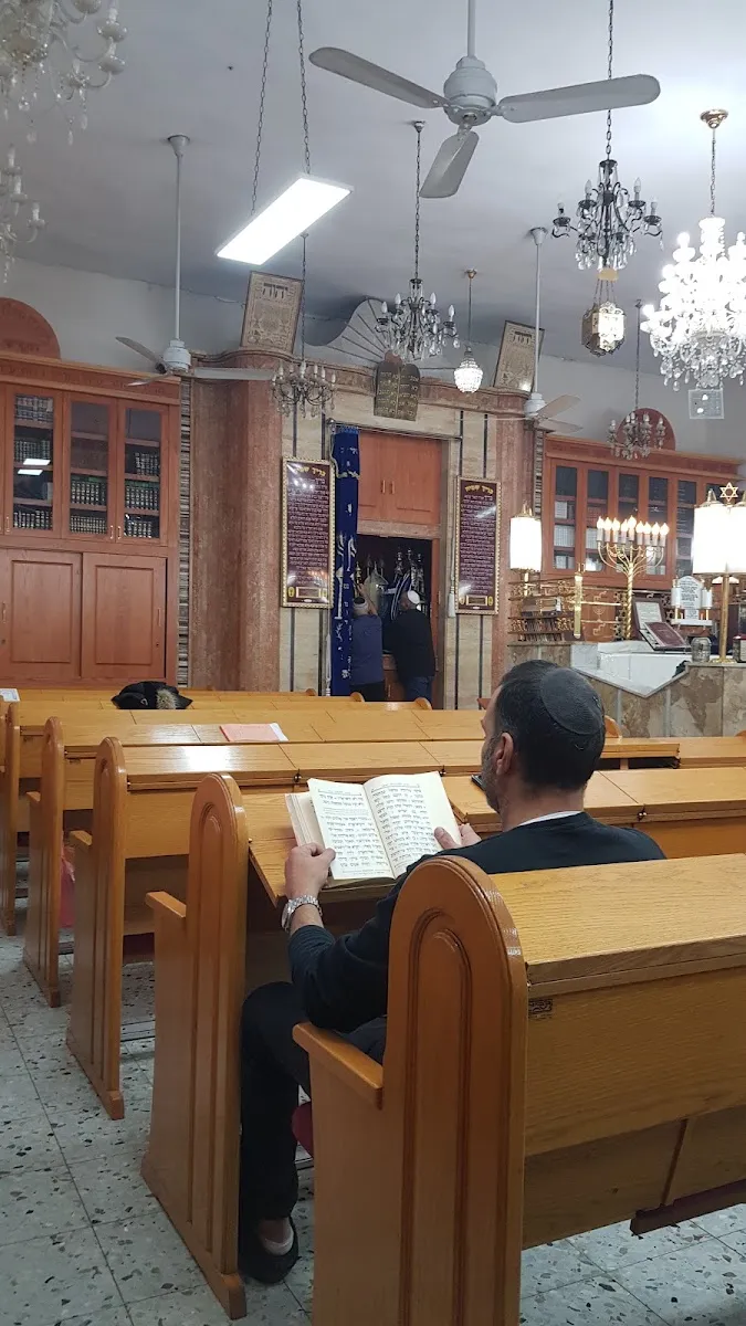Shaarei Tzion Synagogue — foto 10