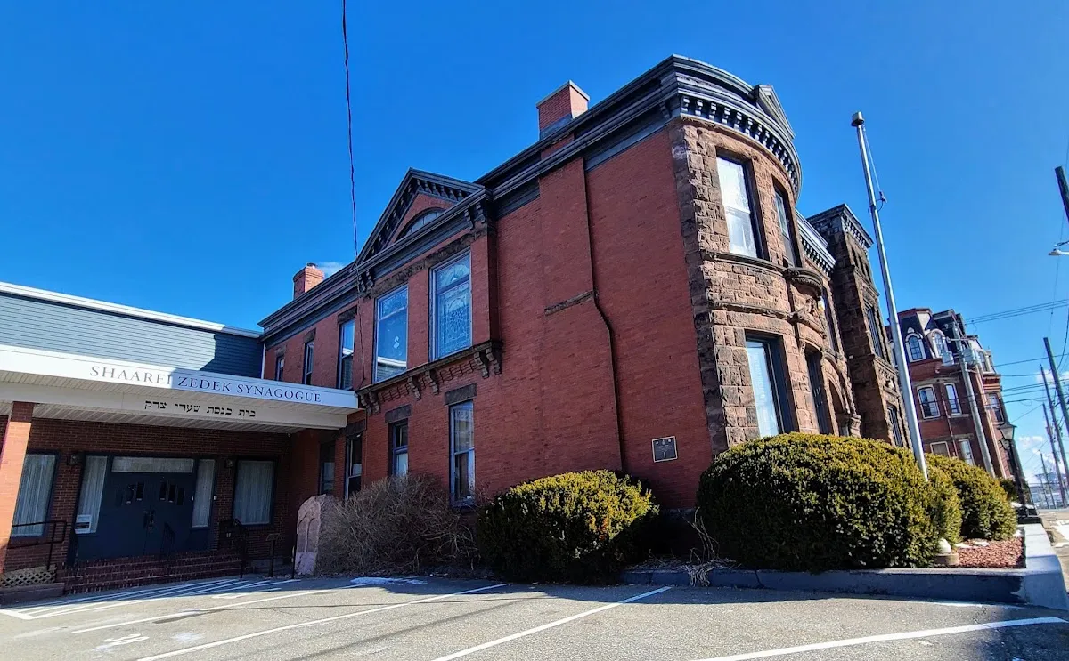 Shaarei Zedek Synagogue — photo 4