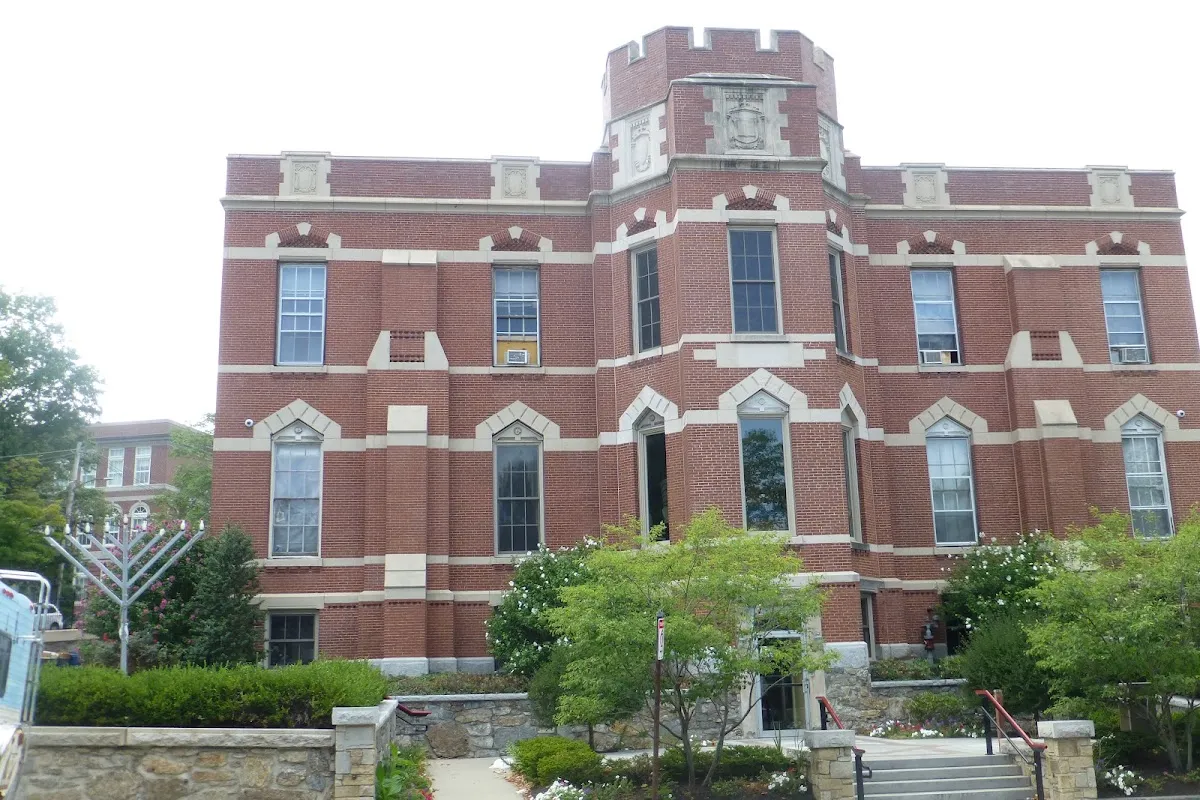 Shaloh House Jewish Russian Center & Synagogue of Greater Boston