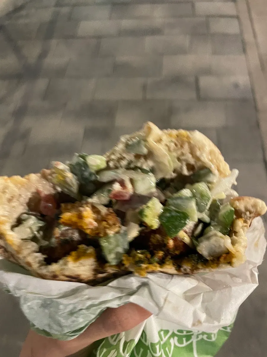 Shalom Falafel (Betzalel) — foto 2