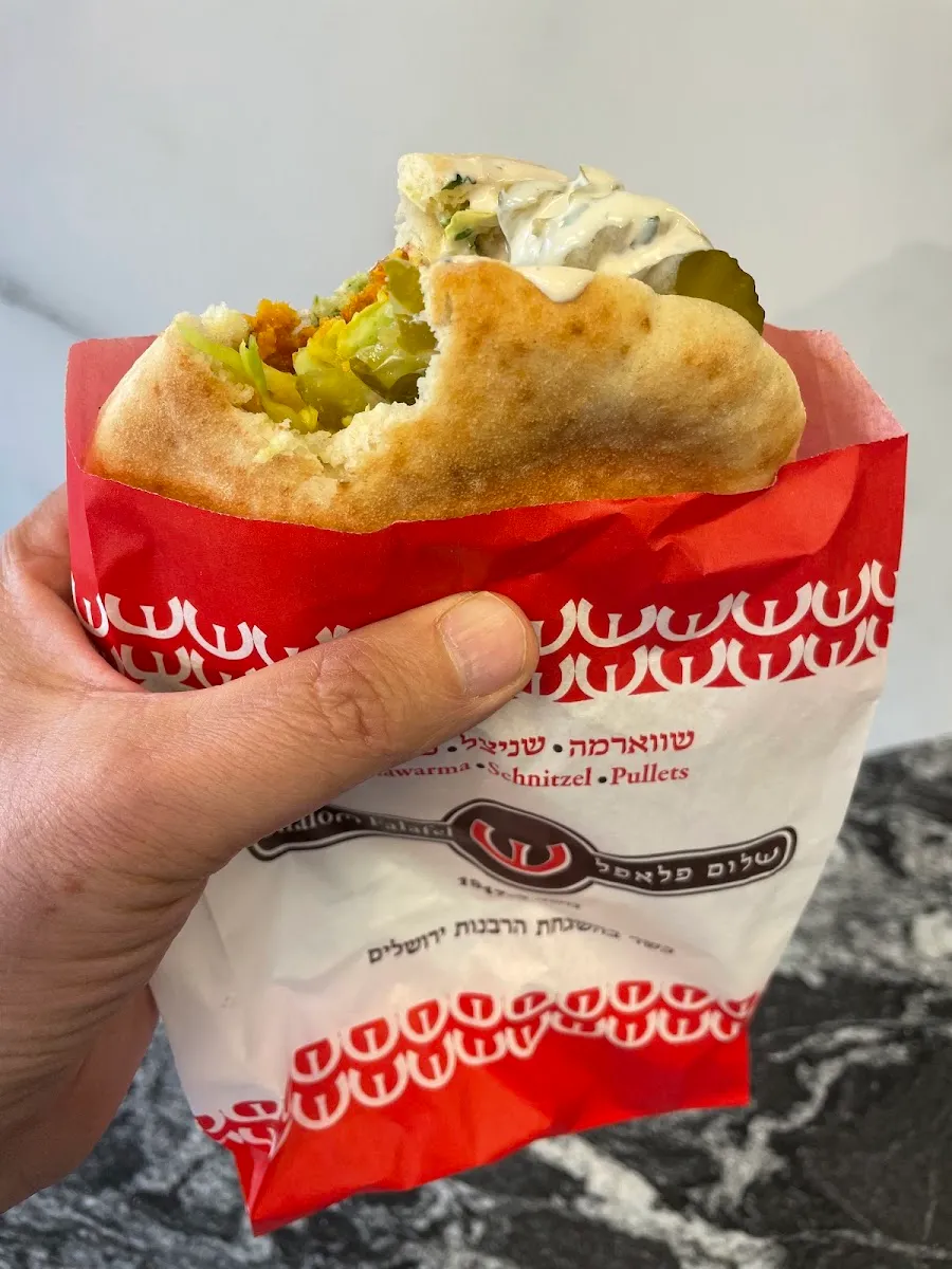 Shalom Falafel (Katamon) — foto 6