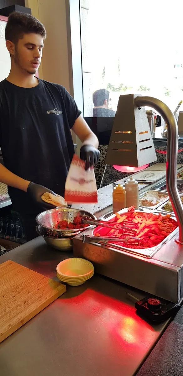 Shalom Falafel (Modiin) — foto 7