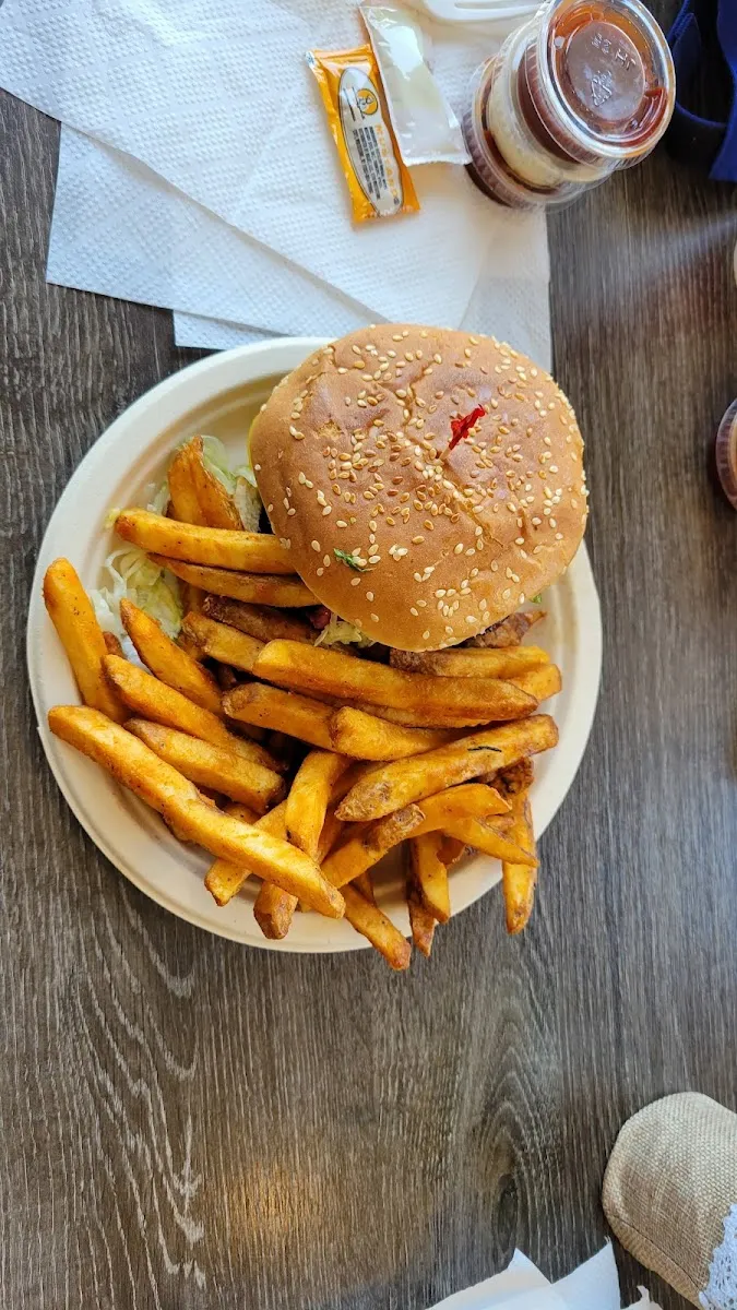 Shalom Grill — photo 4