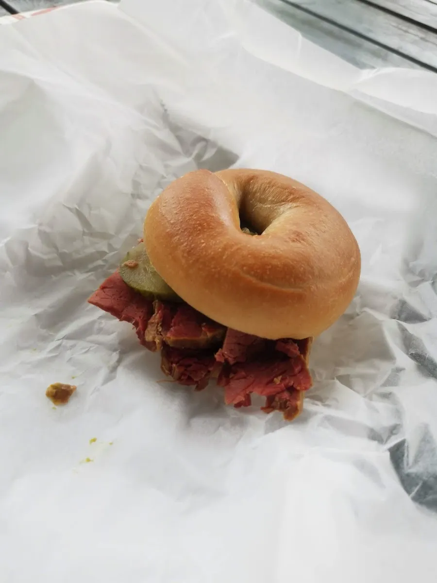 Shalom Hot Bagels - Bakery Patisserie Delicatessen — photo 4