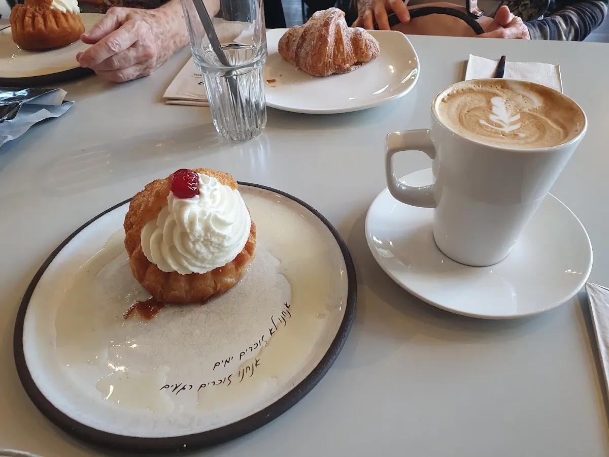 Shany Patisserie (Trumpeldor) — foto 8