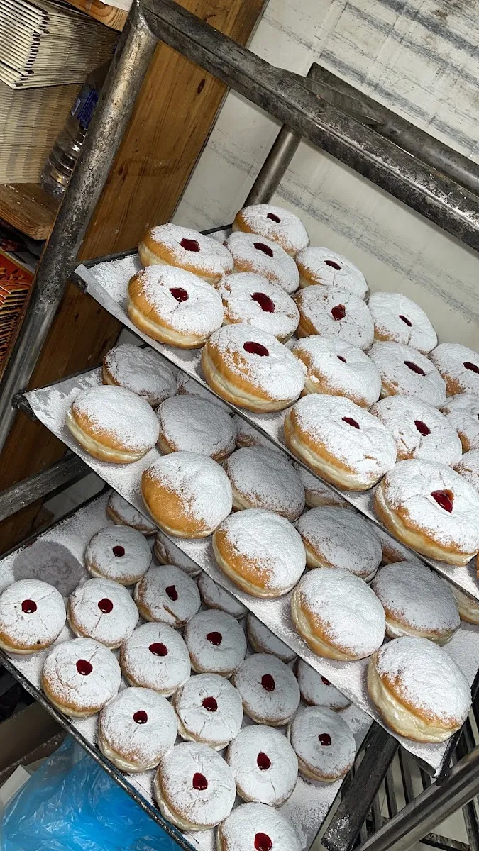 Shaul HaMelech Bakery (Mishiyev Brothers) — photo 2