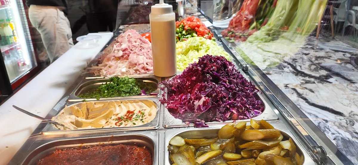 Shawarma HaTeomim — foto 3