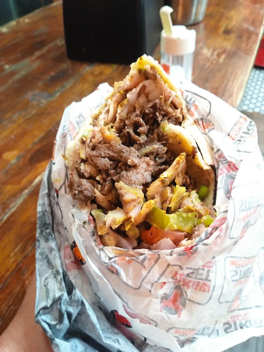 Shawarma Street — photo 5