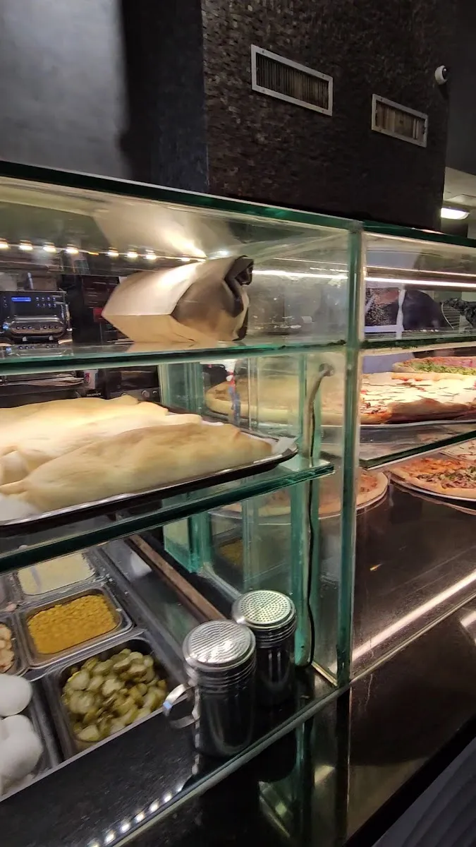 Sheli's Pizza — photo 8