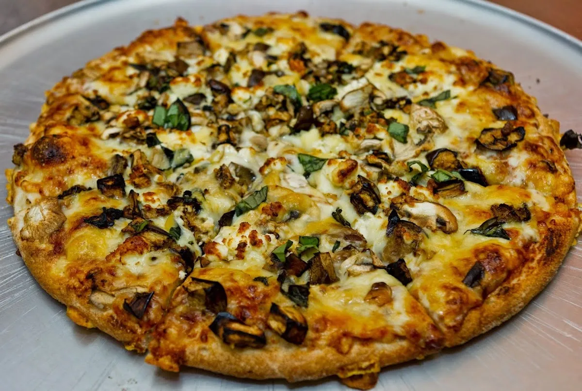 Shemesh Vegetarian Pizza Bar & More — foto 3