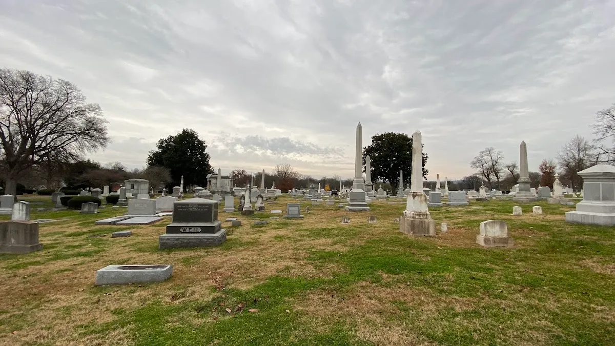 Sherith Israel and West End Synagogue Cemetery — foto 10