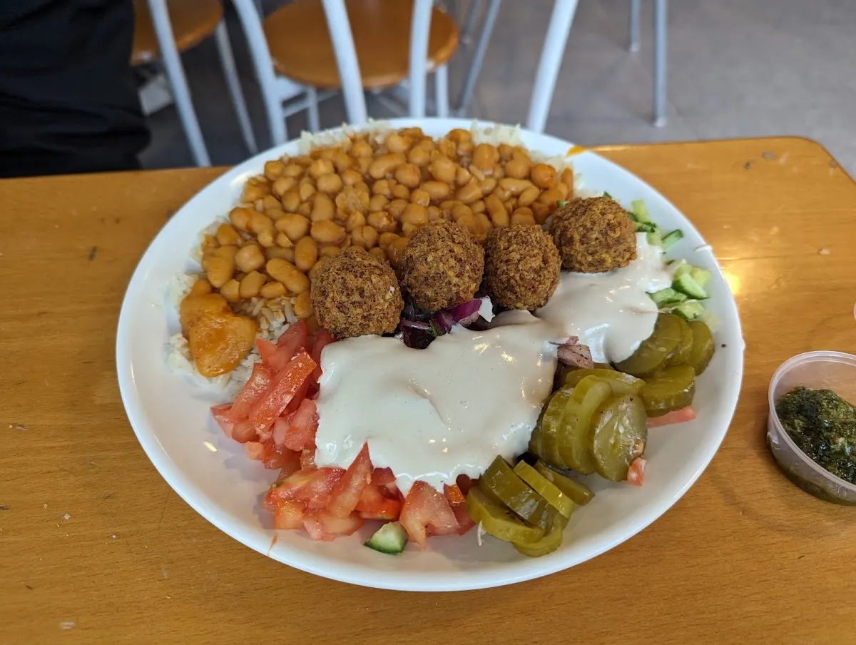 Shevach Falafel and Pizza — foto 5