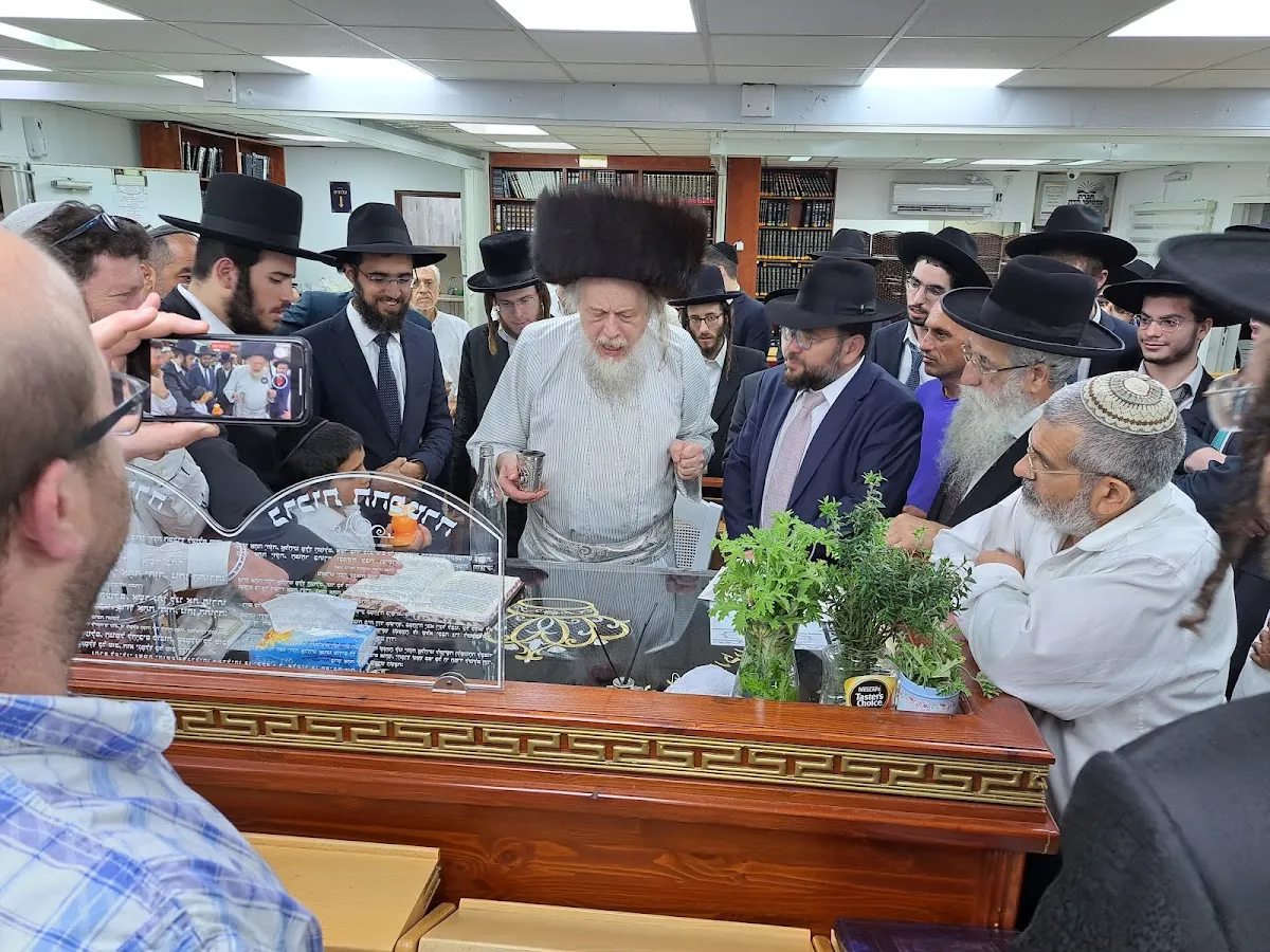 Shirat Tzion Synagogue (Kehilat HaPark) — foto 9