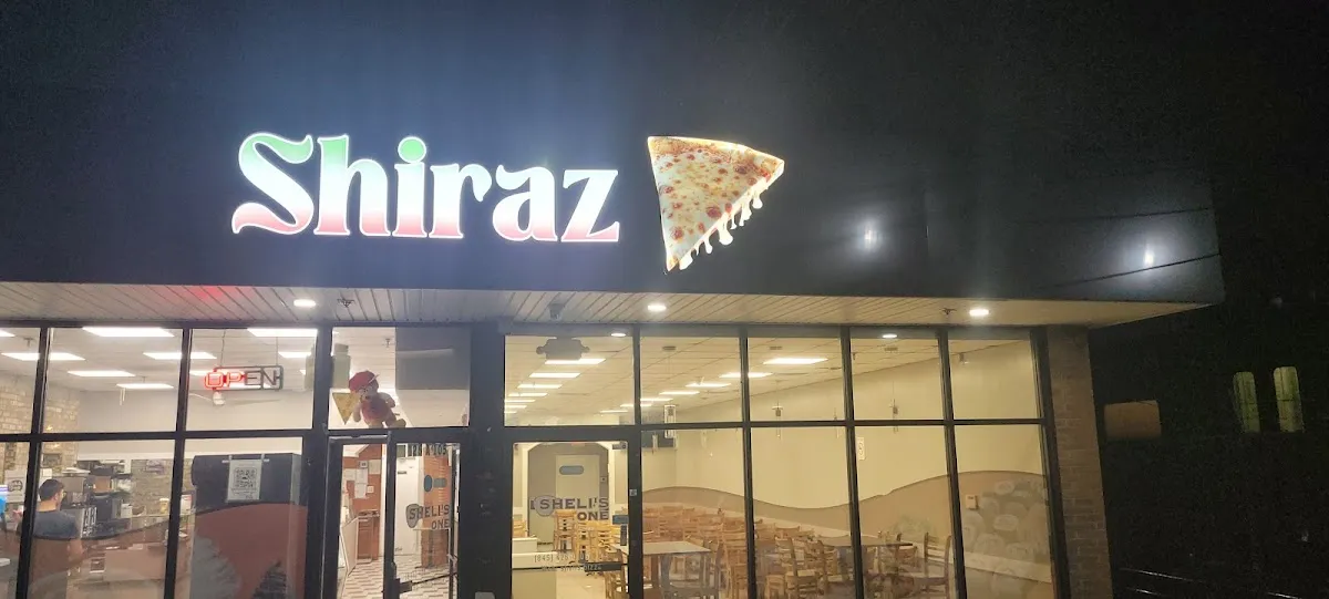 Shiraz Pizza & Sushi