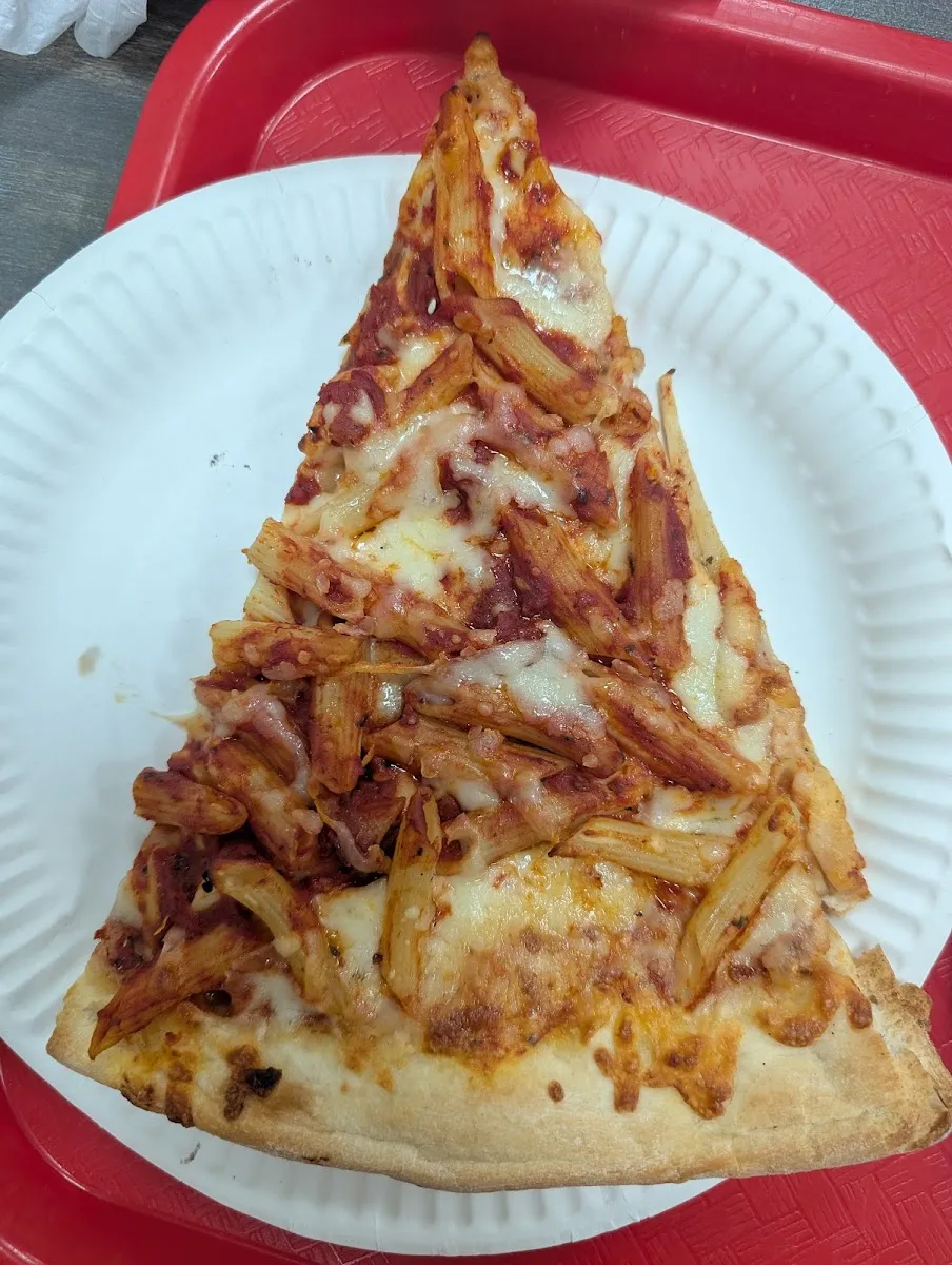 Shiraz Pizza & Sushi — photo 9
