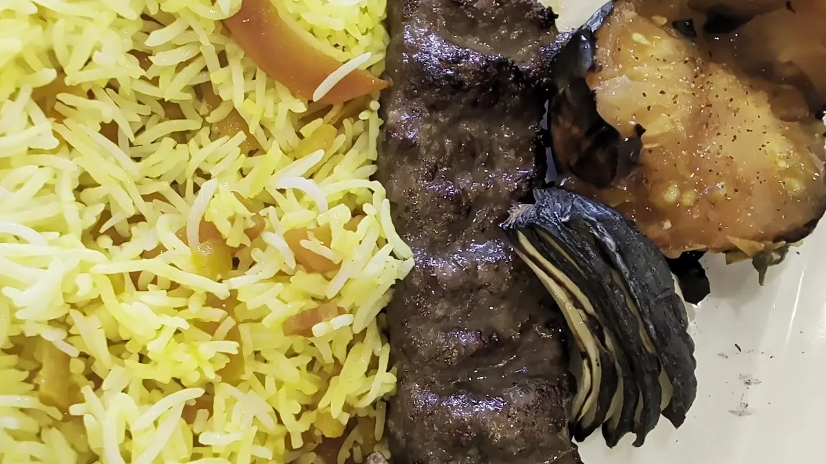 Shiraz — foto 2