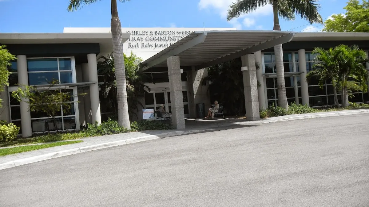 Shirley & Barton Weisman Delray Community Center - Ruth & Norman Rales Jewish Family Services — foto 8