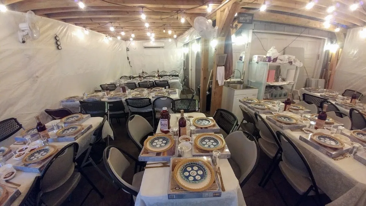 Shishi With Tzvi - שישי אצל צבי — photo 10