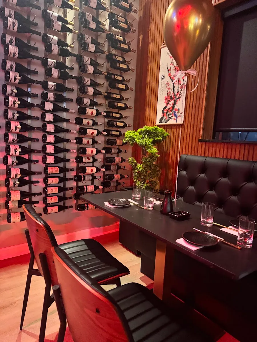 SHIYA Modern Asian Cuisine — photo 8