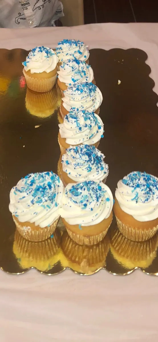 Shloimies Kosher Bakery — photo 4
