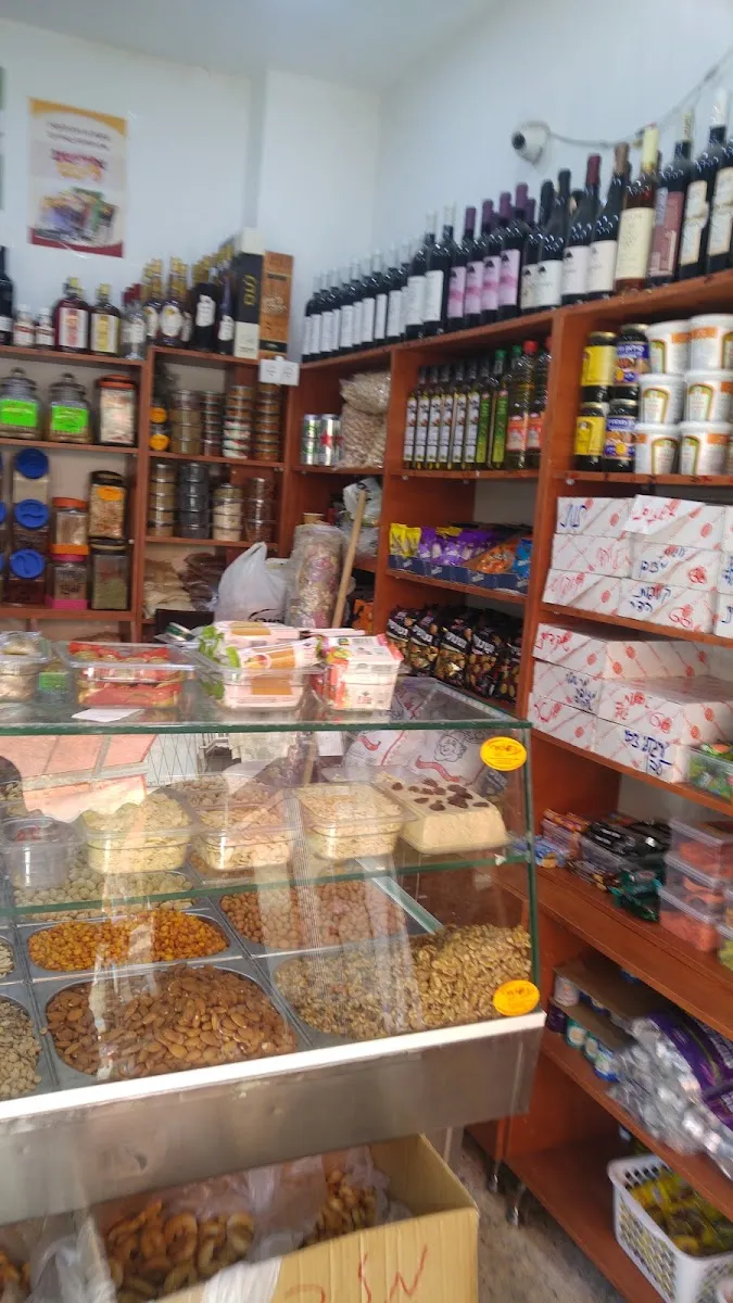 Shomrei Emunim Beit Midrash — foto 4
