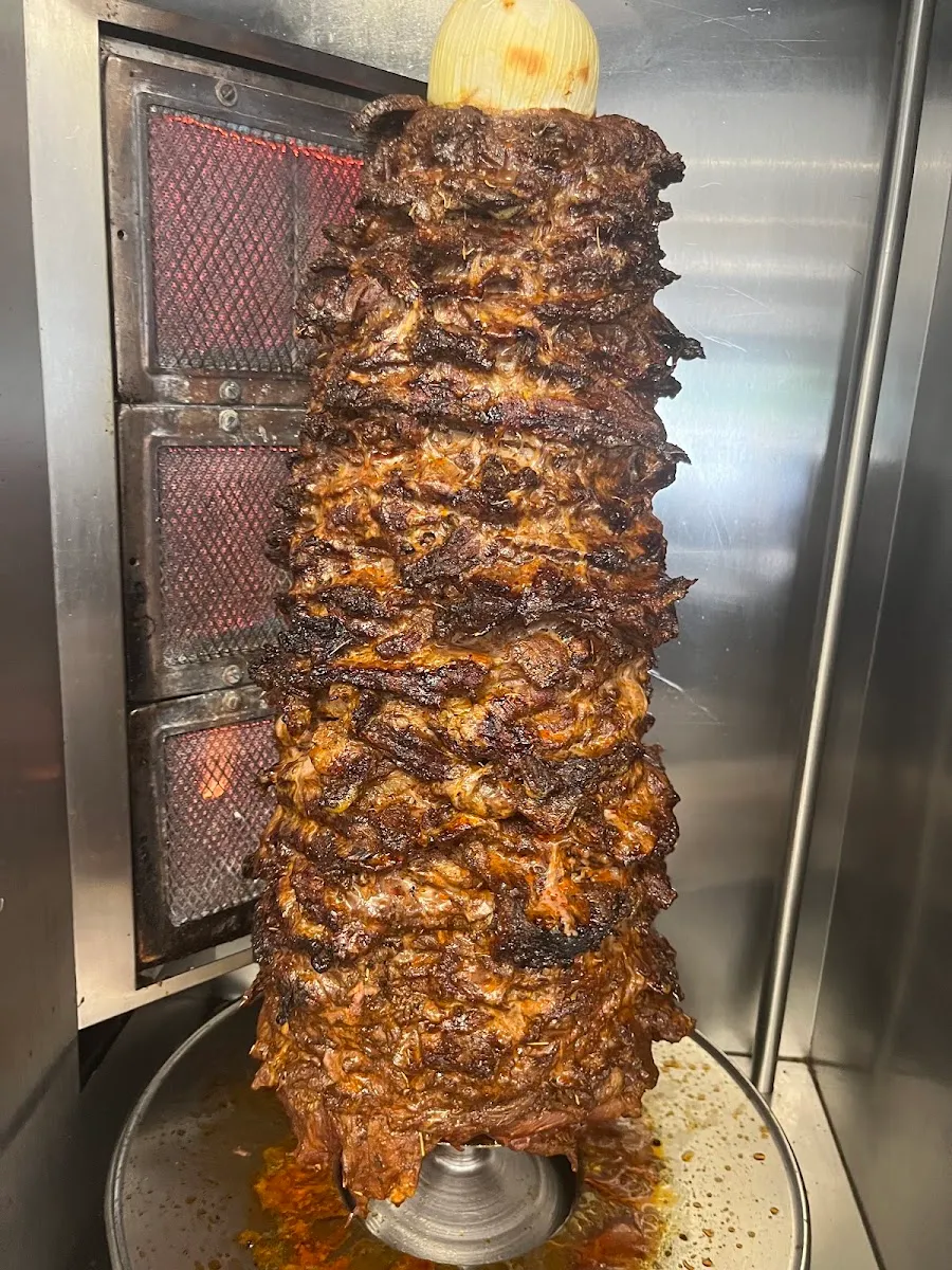 Shwarma Bar & Channahs Deli — foto 6