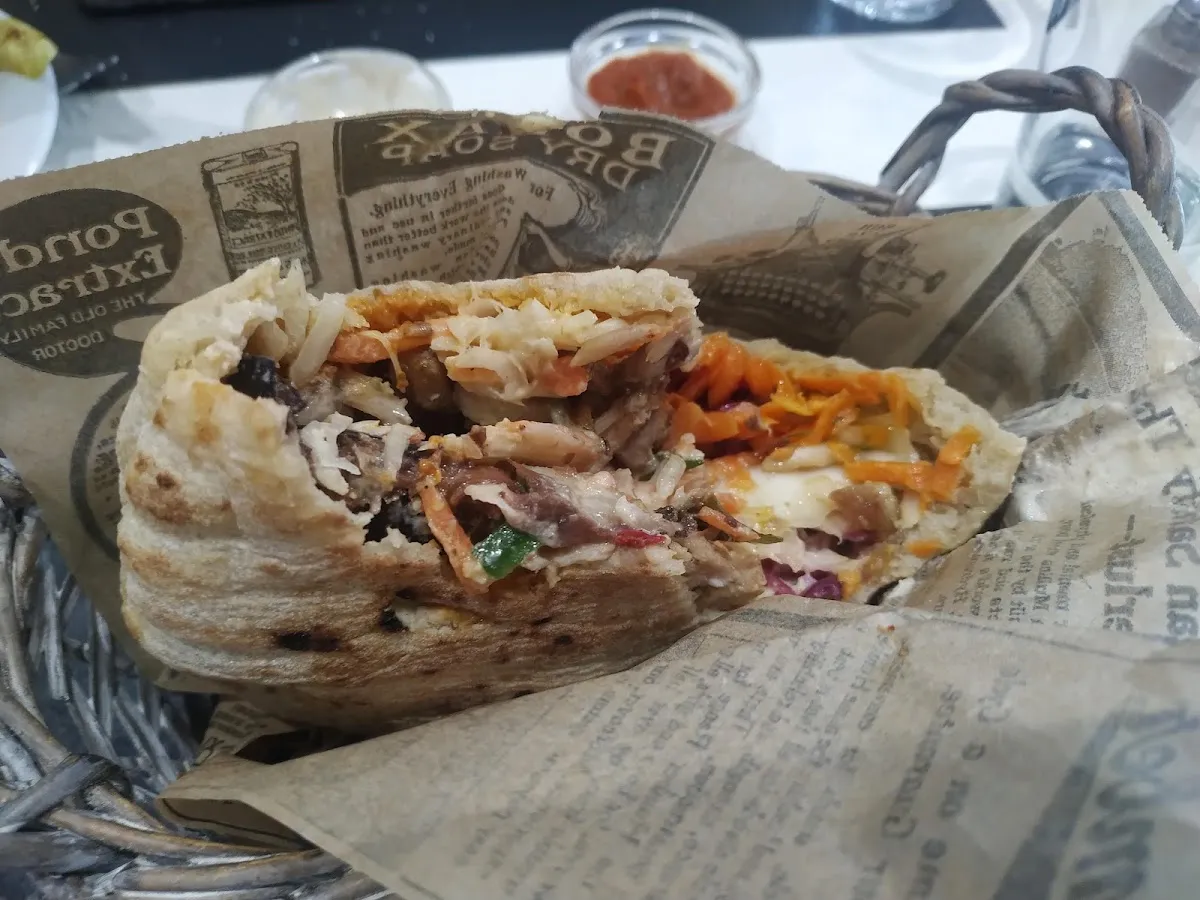 Shwarma City — foto 2