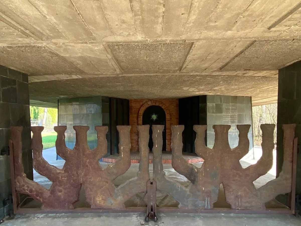 Sinagoga del cementerio nuevo de Lublin — foto 3
