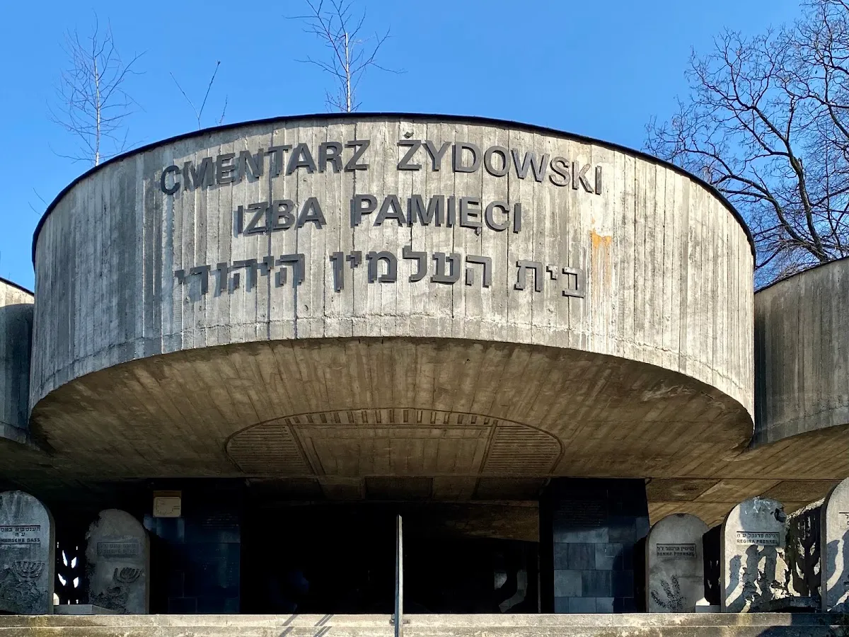 Sinagoga del cementerio nuevo de Lublin — foto 9