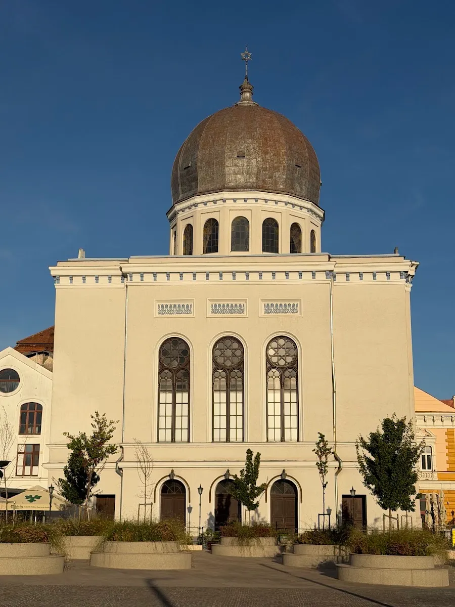 Sinagoga Sion de Oradea — photo 2