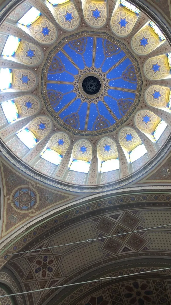 Sinagoga Viznitz de Oradea — photo 2