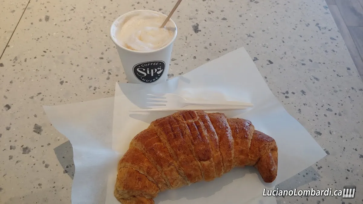 Sips Coffee House — photo 10