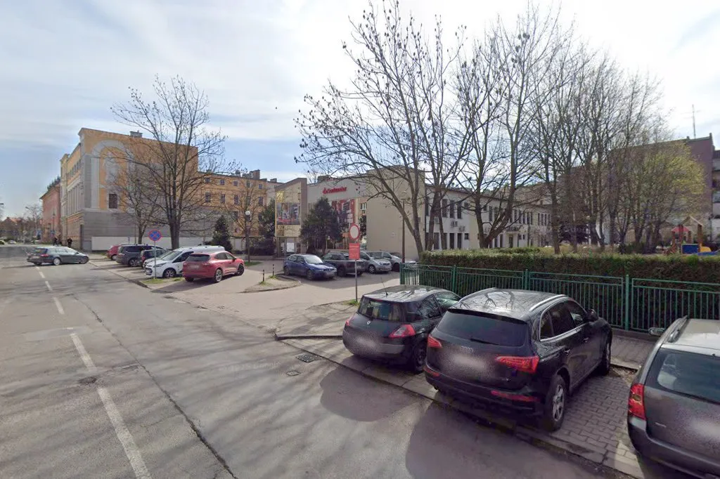 Sitio histórico de la sinagoga de Legnica — foto 3