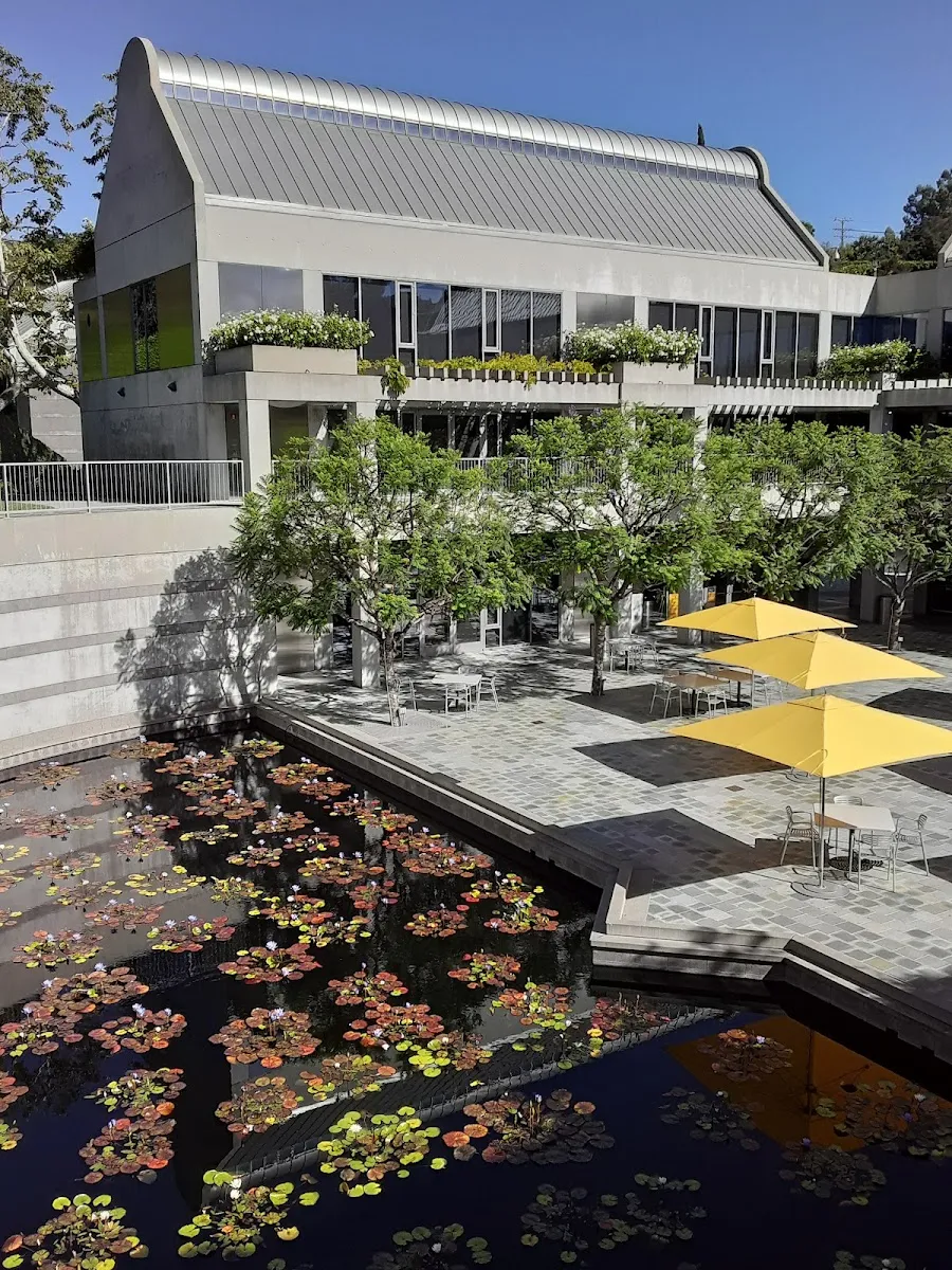 Skirball Cultural Center — photo 9