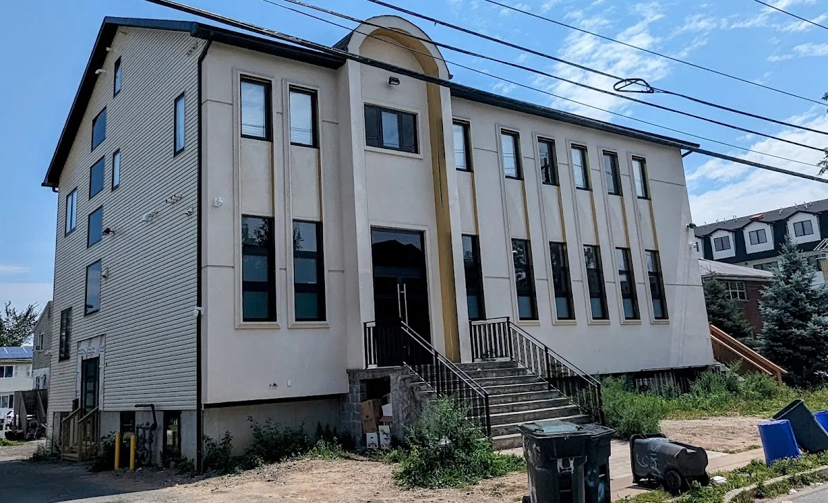 Skver Shul - Monsey — photo 3