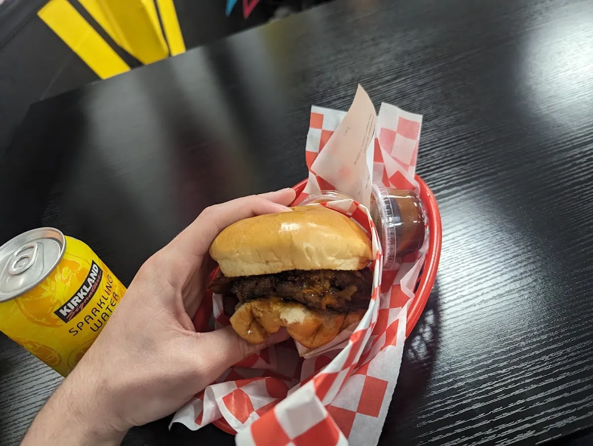 Smash House Burgers Miami — photo 3