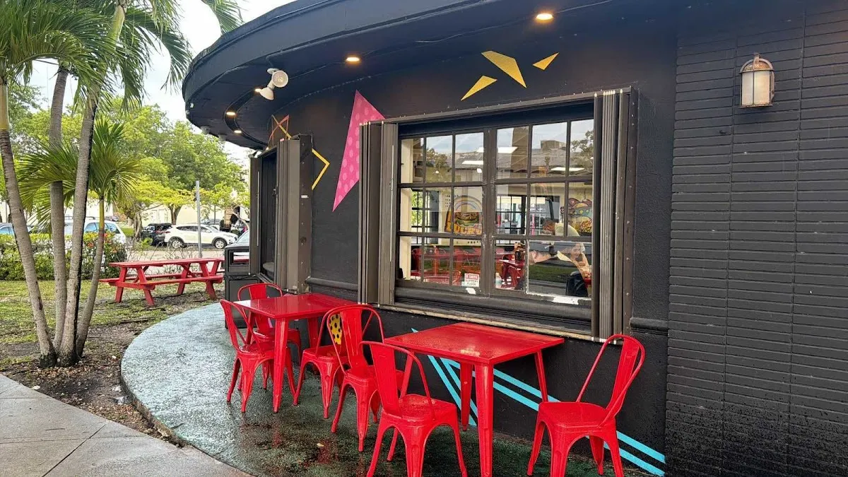 Smash House Burgers Miami — photo 8