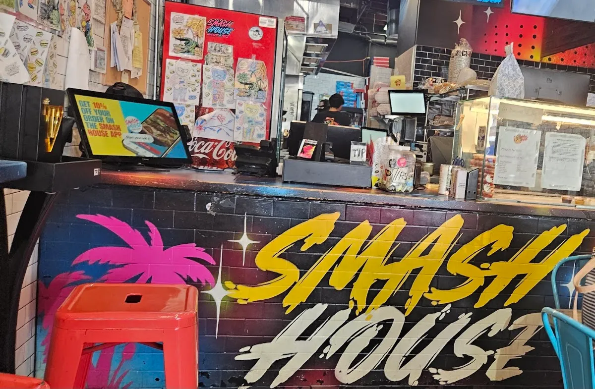 Smash House Burgers Queens — photo 4