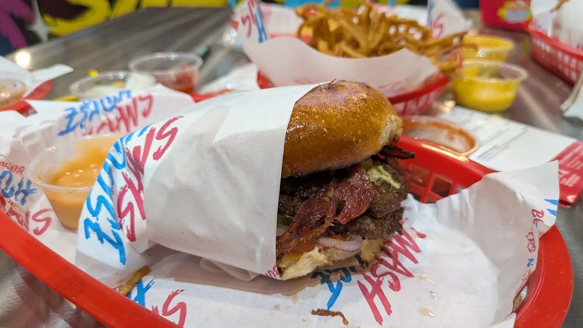 Smash House Burgers Queens — photo 7