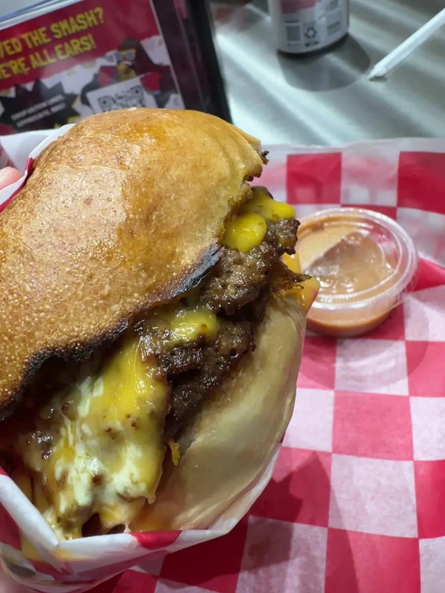 Smash House Burgers Queens — photo 8