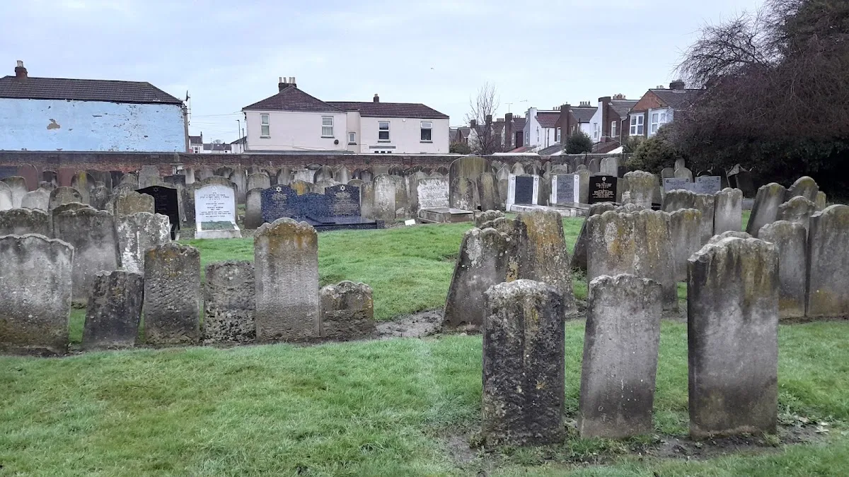 Southsea Jewish Cemetery — foto 7