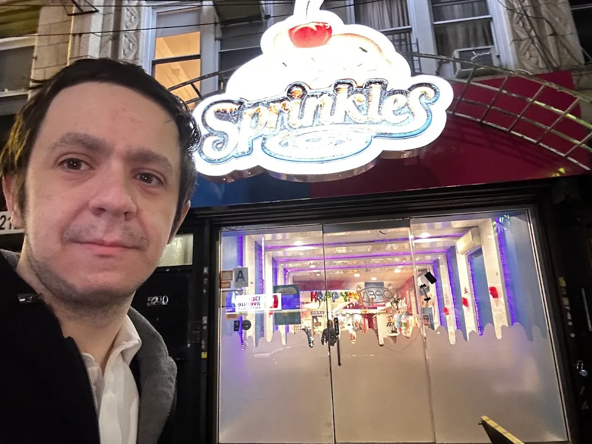 Sprinkles Ice Cream — photo 5