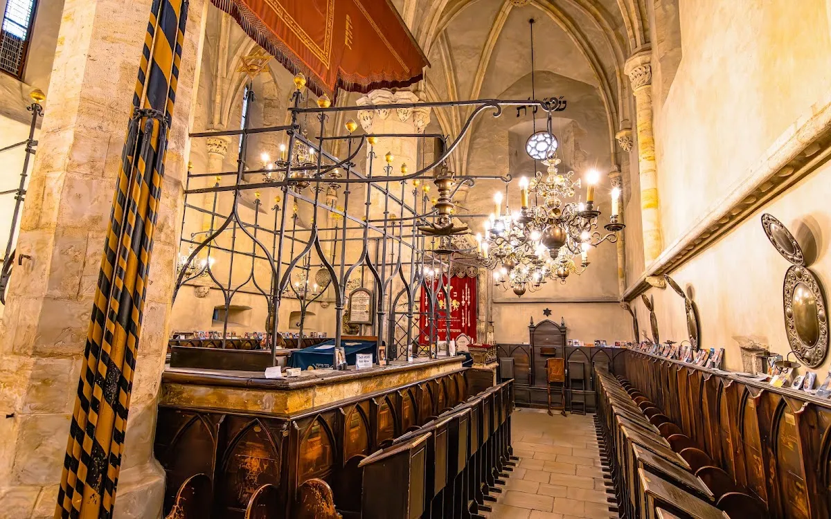 Staronová synagoga — photo 7
