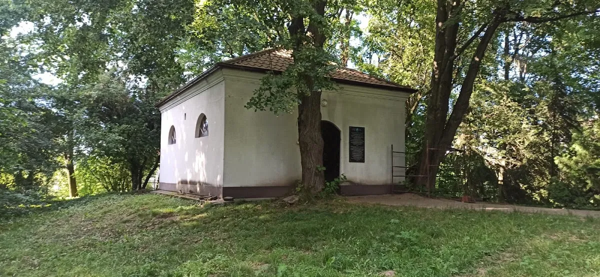 Stary cmentarz żydowski w Łańcucie (ohel cadyka Naftalego z Ropczyc) — foto 4