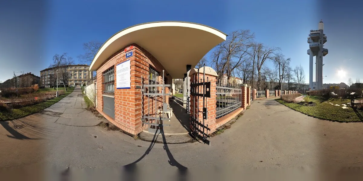 Starý židovský hřbitov Žižkov — foto 5