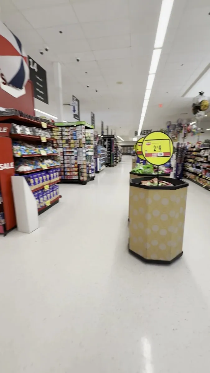 Stop & Shop — photo 2